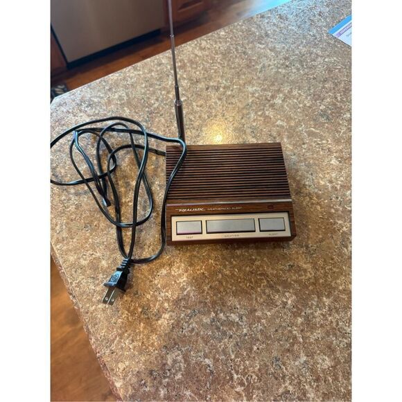 Vintage realistic weather radio alert III - Picture 1 of 4